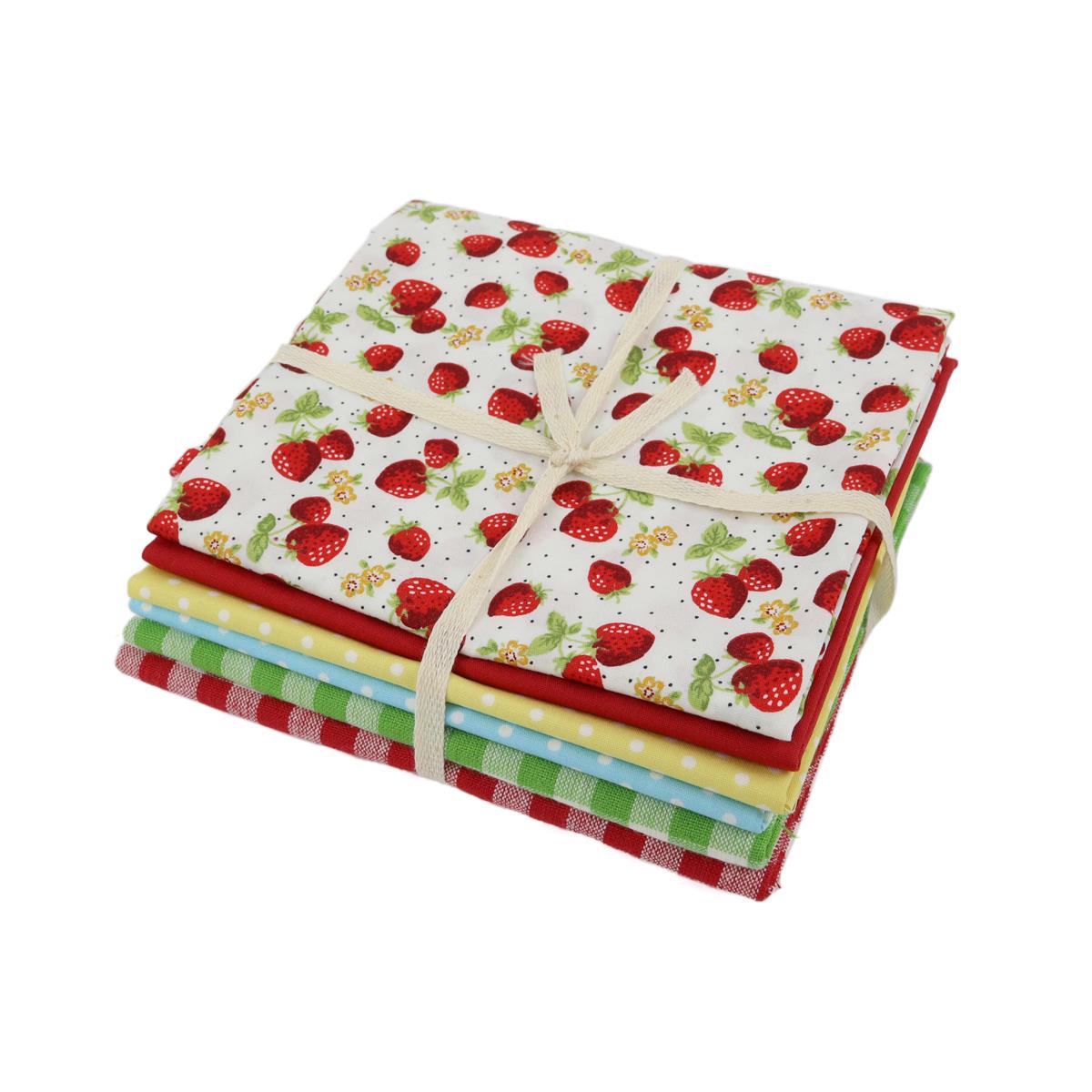 Strawberries & Cream Fat Quarter Pack ( 6 Fat Quarters) HobbyMaker