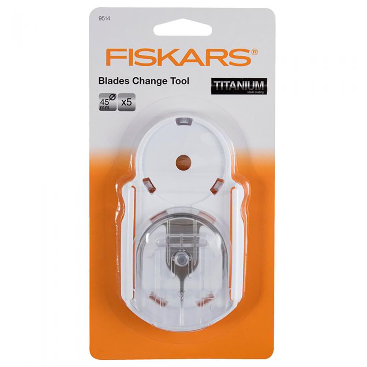 Fiskars NoTouch Blade Changing Tool & 5 x 45mm Blades SewingStreet