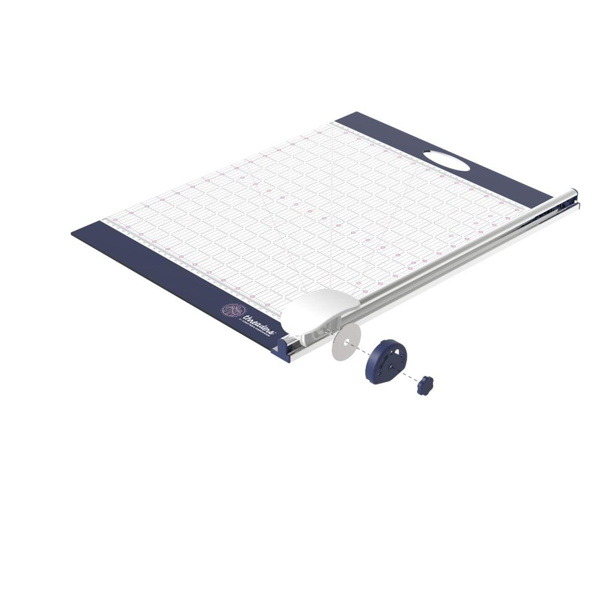 Threaders Fabric Cutter 15 x 15.5 SewingStreet