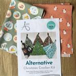 Allison Maryon's Snow Globes Alternative Crackers Kit: Instructions, Fabric, Zips & Charms 8pcs)