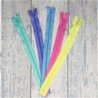 Living in Loveliness 12" Set of 5 x Zips Mixed, Pastel