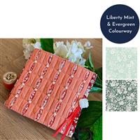 Sallieann Quilts Liberty Mint & Evergreen Chain Needlecase Kit: Instructions, FQs (3pcs) & Wool Felt (0.5m)