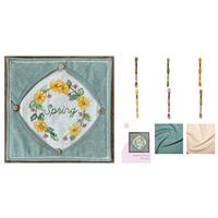 Sallieann Quilts Spring Teal Wreath Kit : Instructions, Fabric (1m) & Skeins (6pcs)