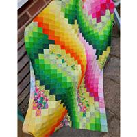 Bargello Twist Quilt Kit: Book and Fabrics (12m). FREE Book save £14.99