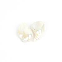 White Freshwater Cultured Keshi Pearls Approx 22x17mm (2pcs)