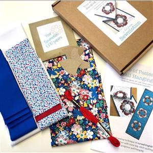 Sew Motion Red Liberty Trio of Posies Wall Hanging Kit: Instructions, EPP Papers, Fabric & Embroidery Floss
