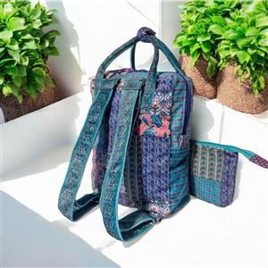 Amber Makes The Velvet Mini Backpack Set - Folk Art Patch Kit