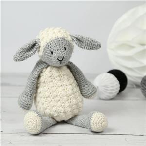 Wool Couture Laura the Lamb Crochet Kit. With Free Crochet Hook Worth £4