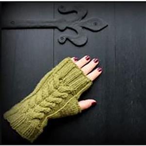 Anna Nikipirowicz Antler Gloves Knitting Pattern