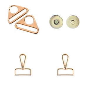 38mm Gold Coloured Hardware Bundle: 2 x Swivel Clasps, 2 Triangle Loops & FREE Magnetic Snap. Save £2
