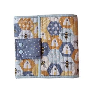 Jenny Jackson's EPP Bees Scrappy Hexie Zippy Slip Pouch Kit: Pattern, 70 Paper Pieces & Fabric Panel