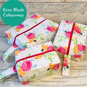 Living in Loveliness Beatrice Boxy Make Up Bag Kit Ecru Blush Riley Blake Floral : 2 x 0.5m Fabric & Pattern 