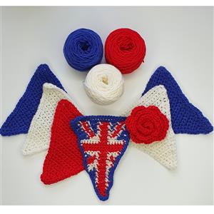 Woolly Chic Union Jack Bunting Crochet Kit