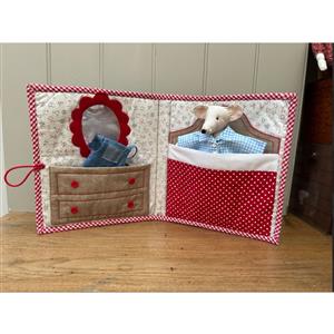 Mandy Shaw NEW!  Mouse in a Book House Kit