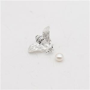 925 Sterling Silver Bee Clip With Freshwater Pearl Pendant (1pc)