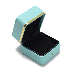 Mint Leatherette Necklace Box Approx 7.5x6cm