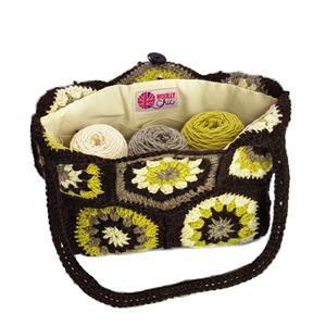 Woolly Chic Hexagon Handbag kit with presewn bag lining