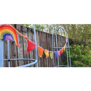 Woolly Chic Rainbow Bunting Crochet Kit