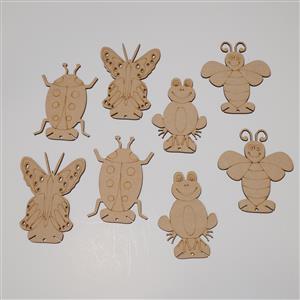 8x Animal Thread Holders in Stand (2x Ladybird, 2x Bee, 2x Butterfly, 2x Frogs)
