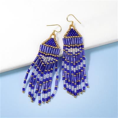 Blue Tones Twisted Bugle Beads, Approx 2x6mm, 12 colours With Downloadable Instructions By Alison Tarry